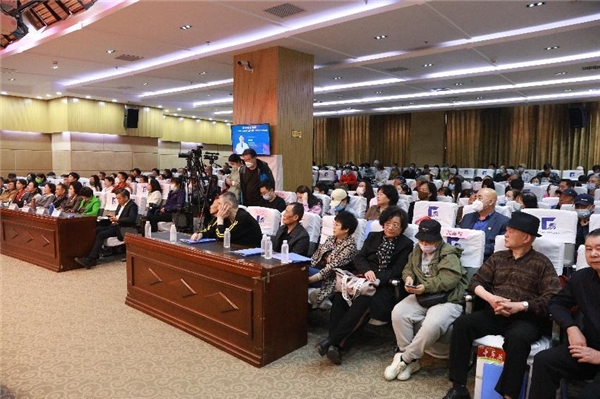 2023年全国肿瘤防治宣传周暨瑶医健康公益大讲堂开启:揭秘癌症的成因