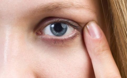 祛眼袋有哪些并发症 祛眼袋注意事项有哪些 祛眼袋能维持多久