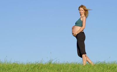 孕期做什么运动好 孕妇适宜做哪些运动 孕期游泳好吗