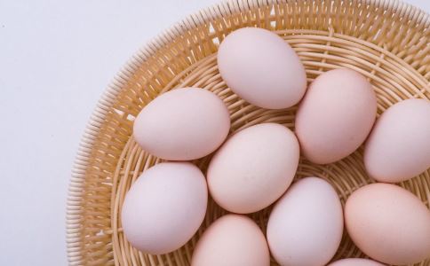 宝宝几个月可以吃鸡蛋羹 宝宝几个月可以吃蒸鸡蛋羹 宝宝吃鸡蛋羹