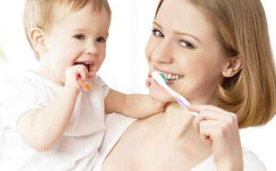 宝宝多大应开始刷牙 宝宝多大开始刷牙合适 多大的宝宝开始刷牙