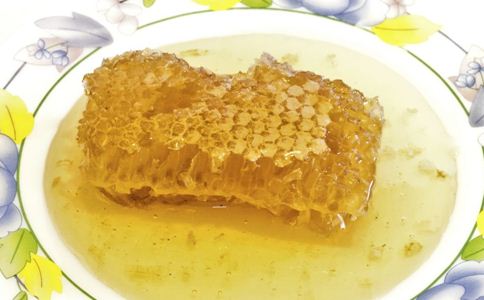 宝宝可以吃蜂蜜吗 蜂蜜的营养价值 宝宝多大可以吃蜂蜜