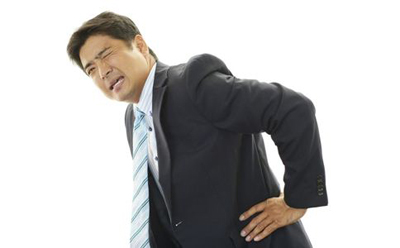 男人腰酸背痛什么原因 如何预防腰酸背痛 哪些病因会引起腰酸背痛